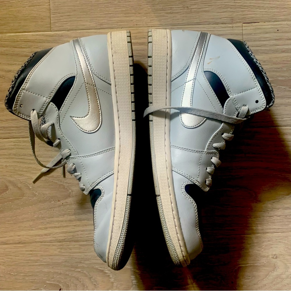Men’s Nike Air Jordan 1 Retro Pure Platinum